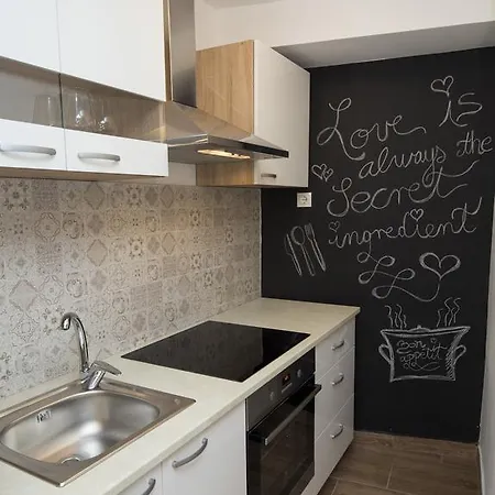 Sweet City Center Apartment *